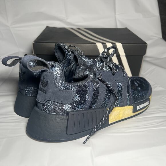 NWOB adidas NMD R1 Paisley x Neighborhood Paisley Navy GY4158 Men\'s Size 10 main image 5